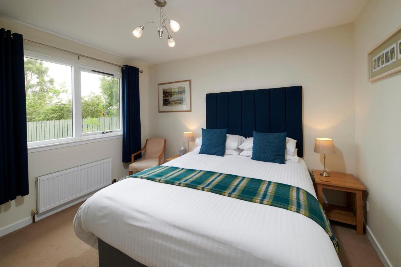 Bed and Breakfast By The Brae à Inverness Extérieur photo