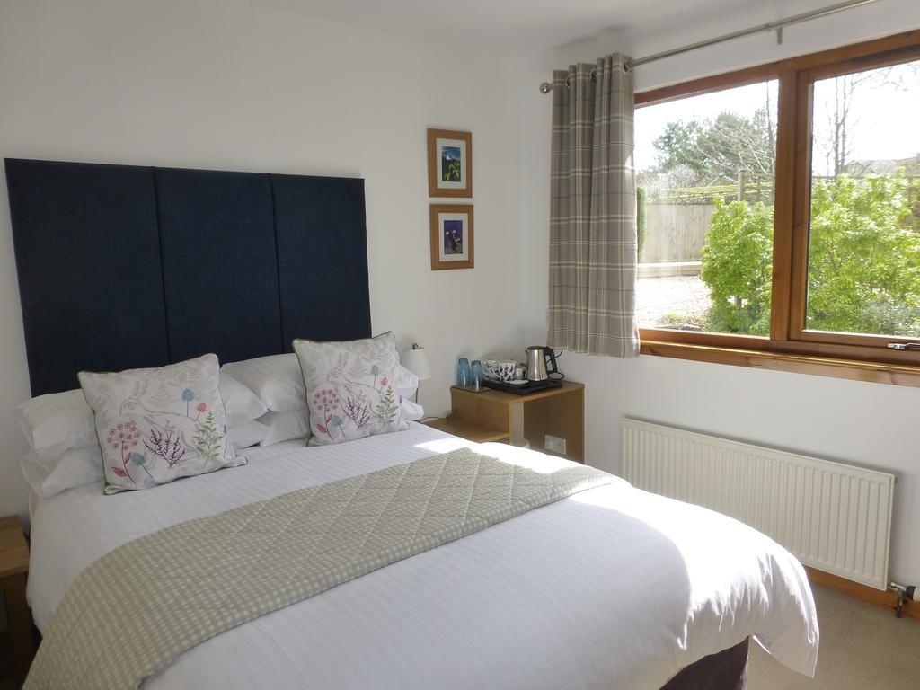 Bed and Breakfast By The Brae à Inverness Extérieur photo